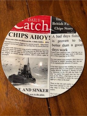Poole Pottery "Catch of the Day" Dinner Plate